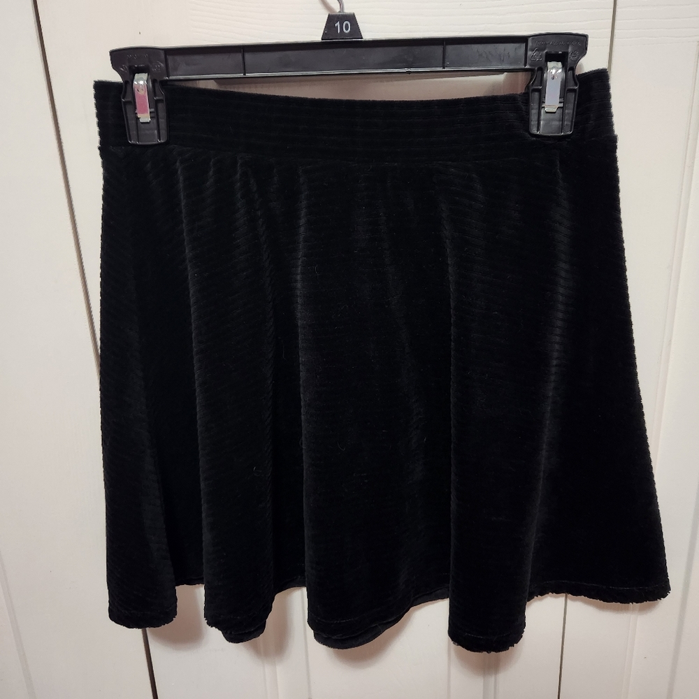 Elastic Black Mini Skater Skirt